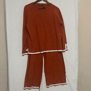 Adorable Pretty Garden Matching Set in Rich Orange. Size large